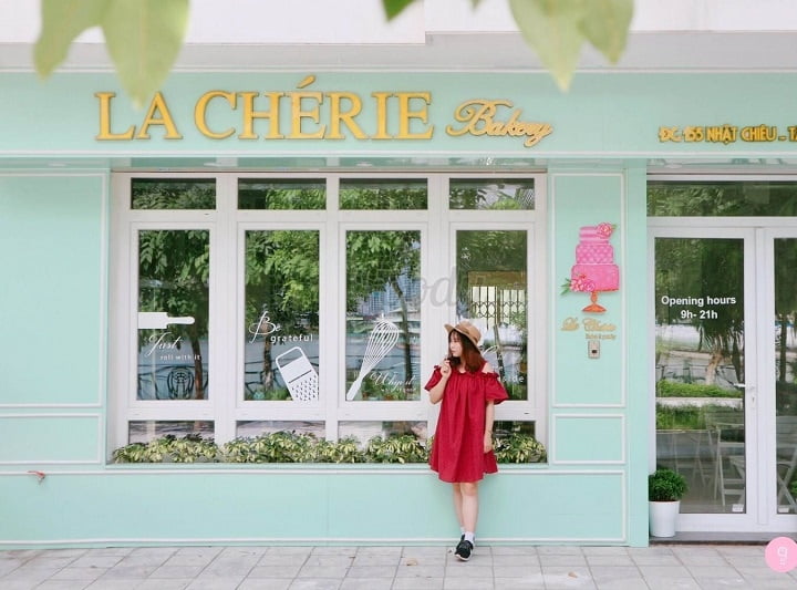 La Chérie - quán cafe hút khách nhất ở Hồ Tây